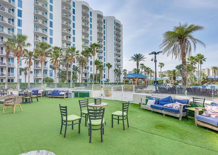 Walk To Beach Poolside Oasis In Palms Of Destin!